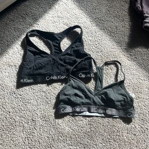 2 Calvin Klein sports bras size S
